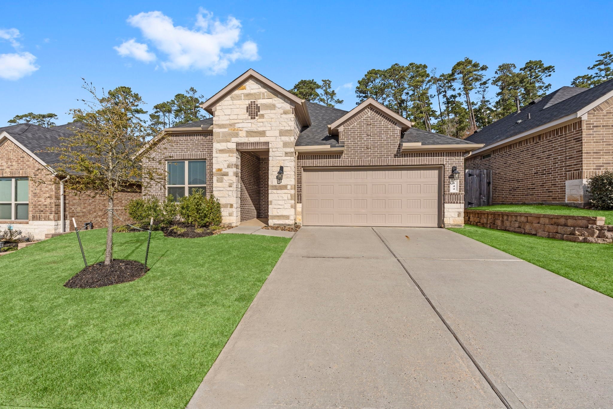 Newcomb Hollow Dr, Conroe, TX 77304