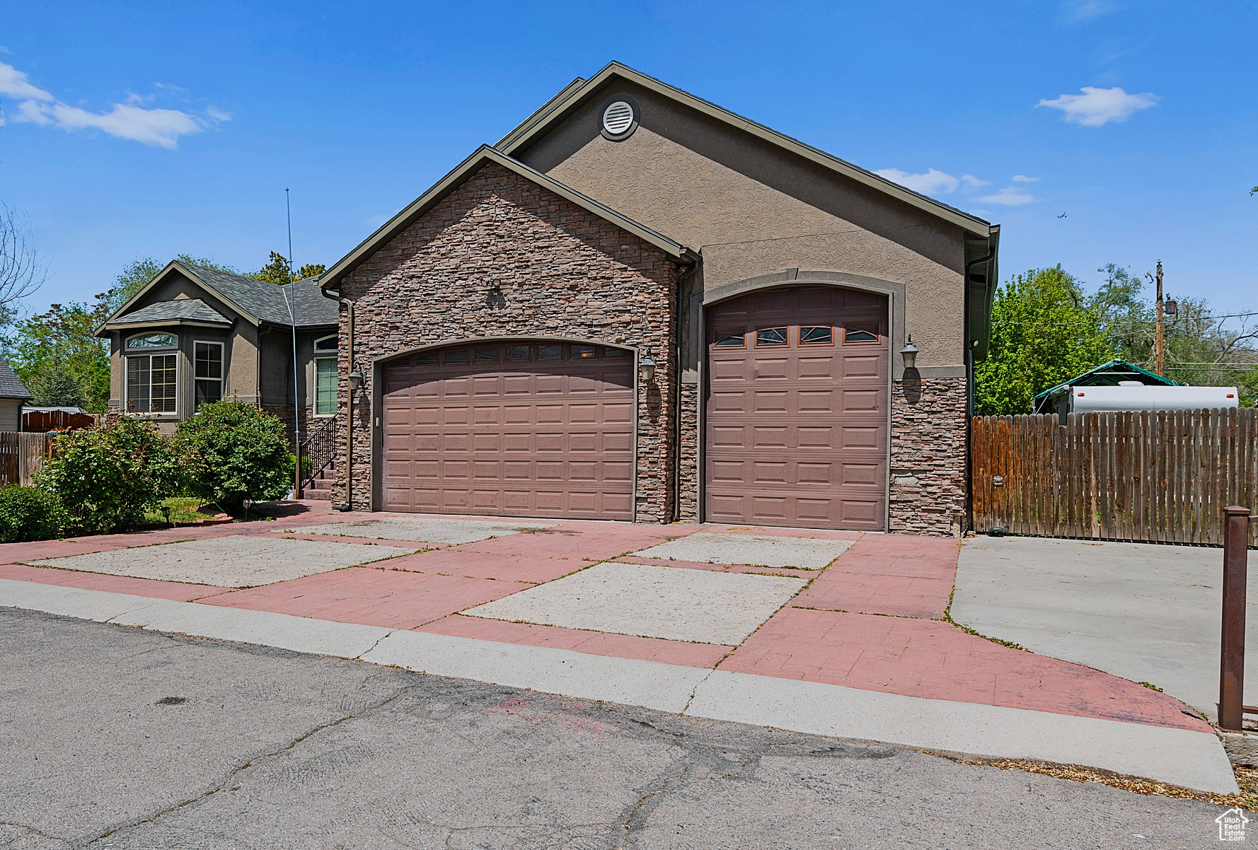West Valley City, Utah, 84119, United States, 8 Bedrooms Bedrooms, ,4 BathroomsBathrooms,Residential,For Sale,1905952
