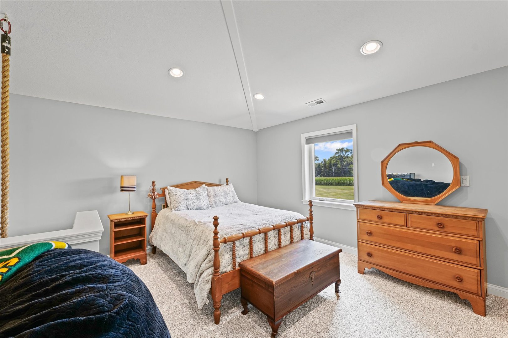 Sidney, Illinois, 61877, United States, 3 Bedrooms Bedrooms, ,2 BathroomsBathrooms,Residential,For Sale,1913394