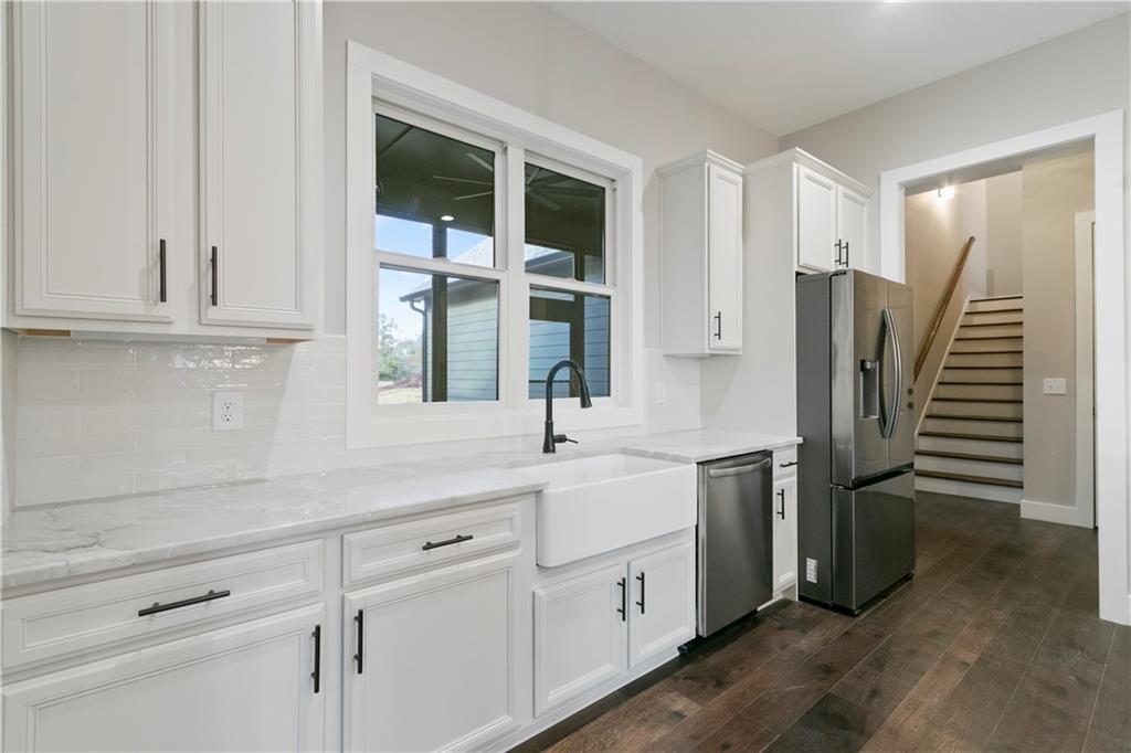 Carrollton, Georgia, 30116, United States, 4 Bedrooms Bedrooms, ,4 BathroomsBathrooms,Residential,For Sale,1897313