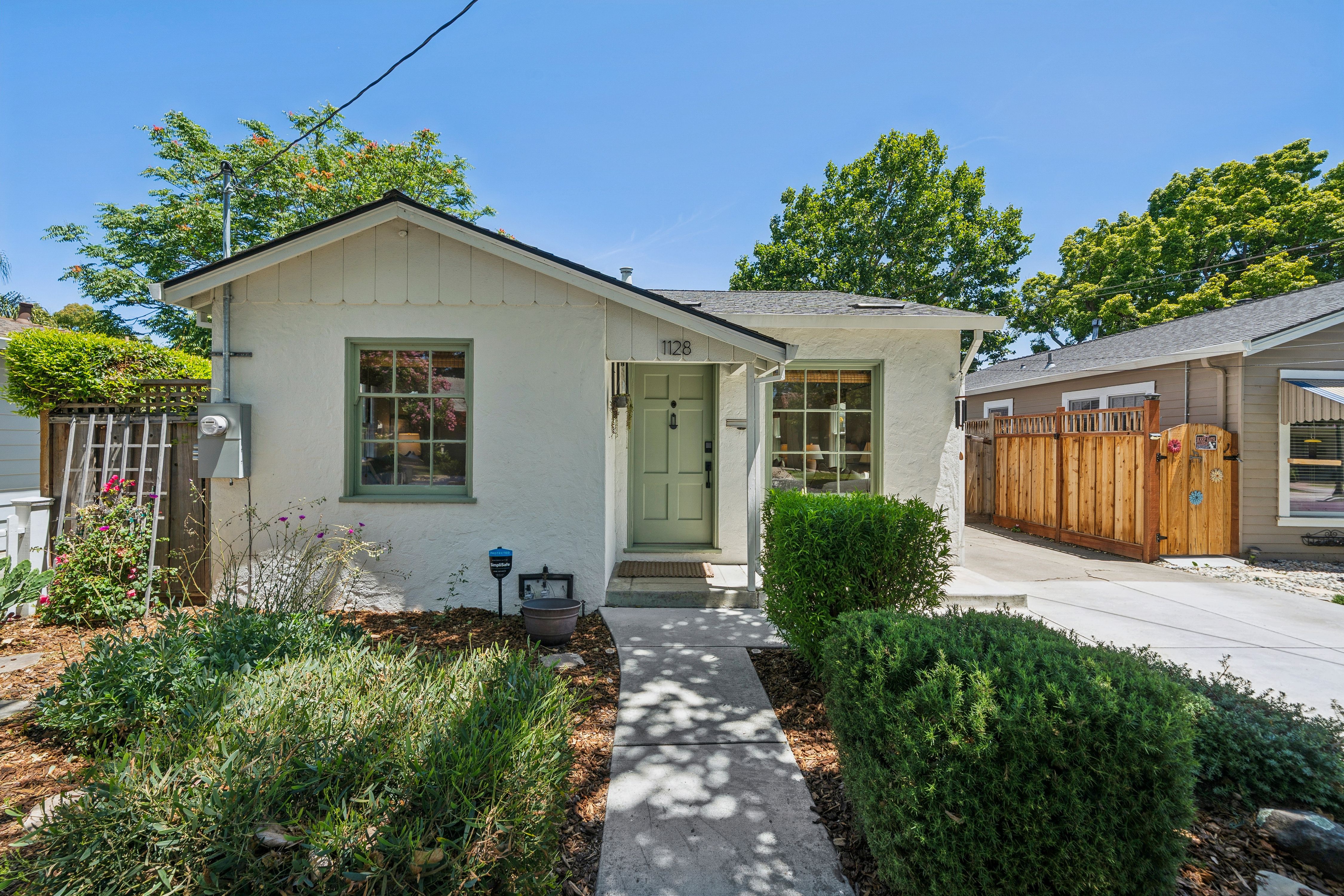  A Storybook Bungalow in the Heart of Silicon Valley - 物件實景