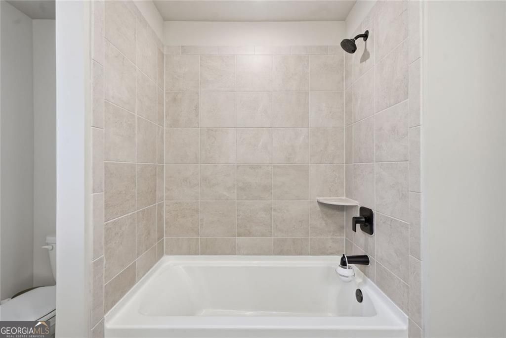 Woodstock, Georgia, 30188, United States, 5 Bedrooms Bedrooms, ,3 BathroomsBathrooms,Residential,For Sale,2006573