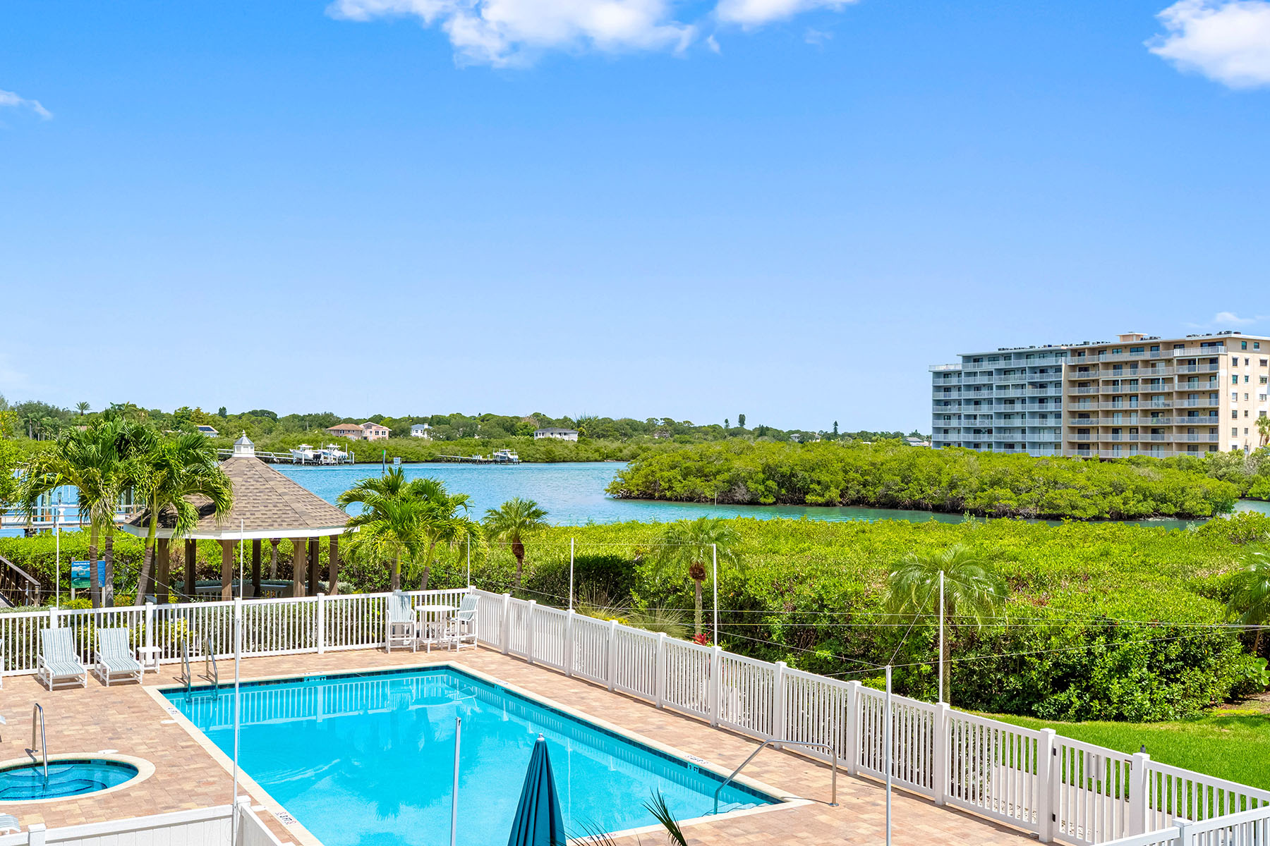  DOLPHIN KEY CONDO - 物件實景