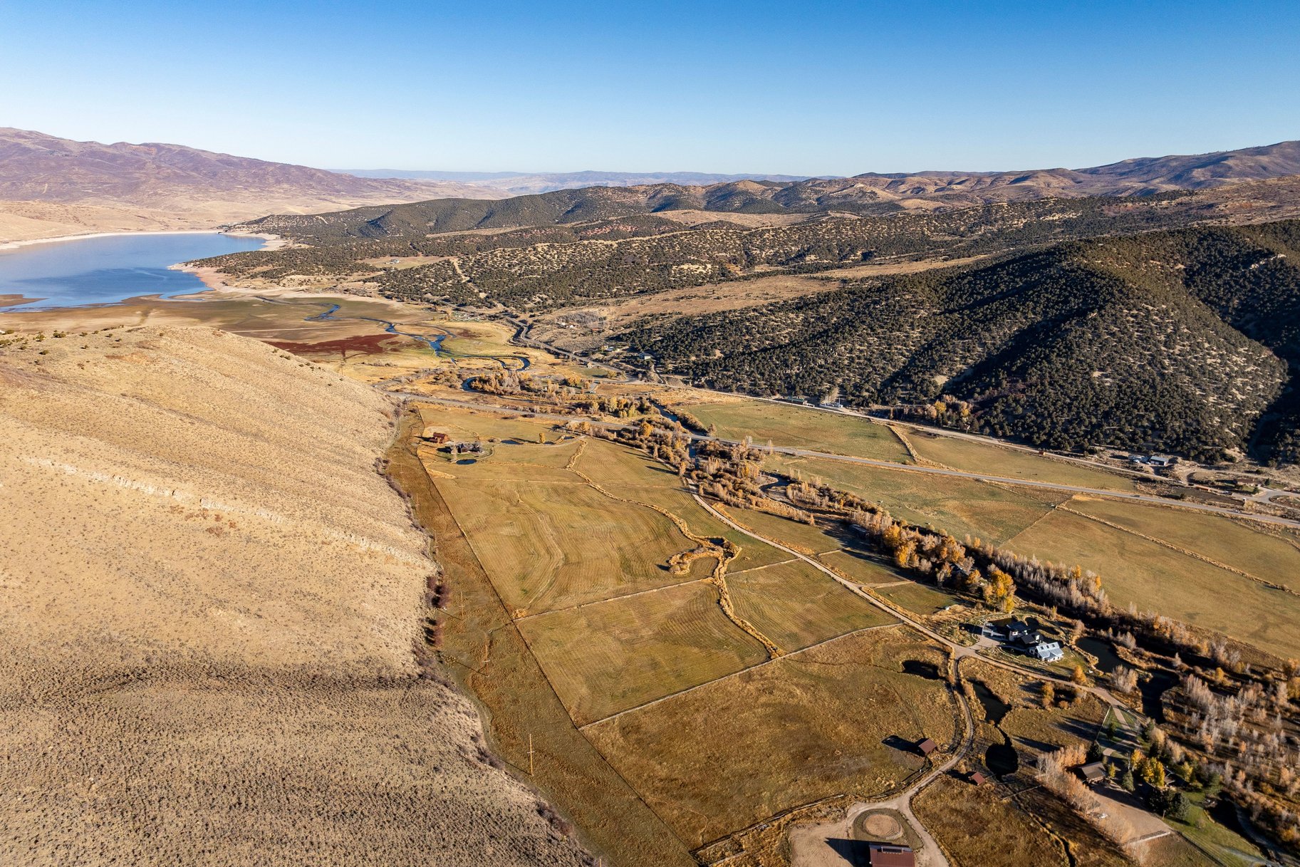  21.85 Acres of Riverfront Land in River Valley Ranch - 物件實景