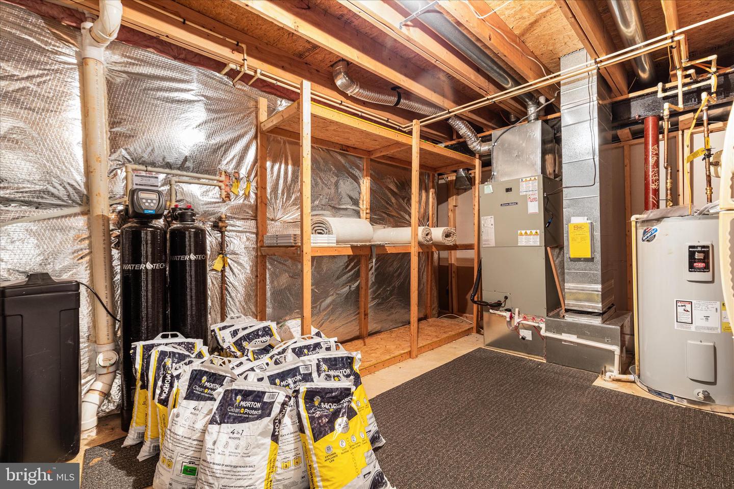 Round Hill, Virginia, 20141, United States, 4 Bedrooms Bedrooms, ,4 BathroomsBathrooms,Residential,For Sale,1987727