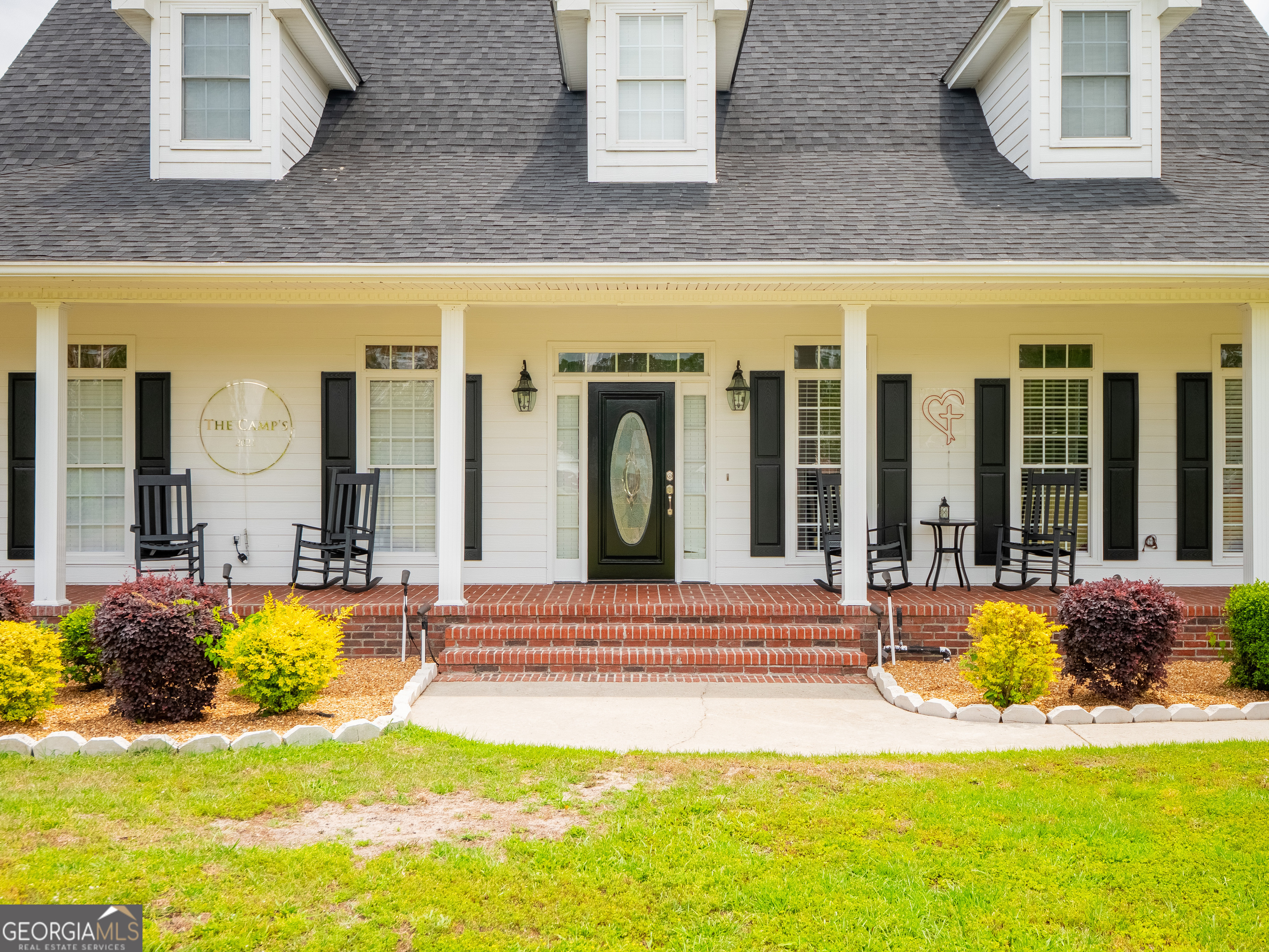 Valdosta, Georgia, 31601, United States, 3 Bedrooms Bedrooms, ,4 BathroomsBathrooms,Residential,For Sale,1836359