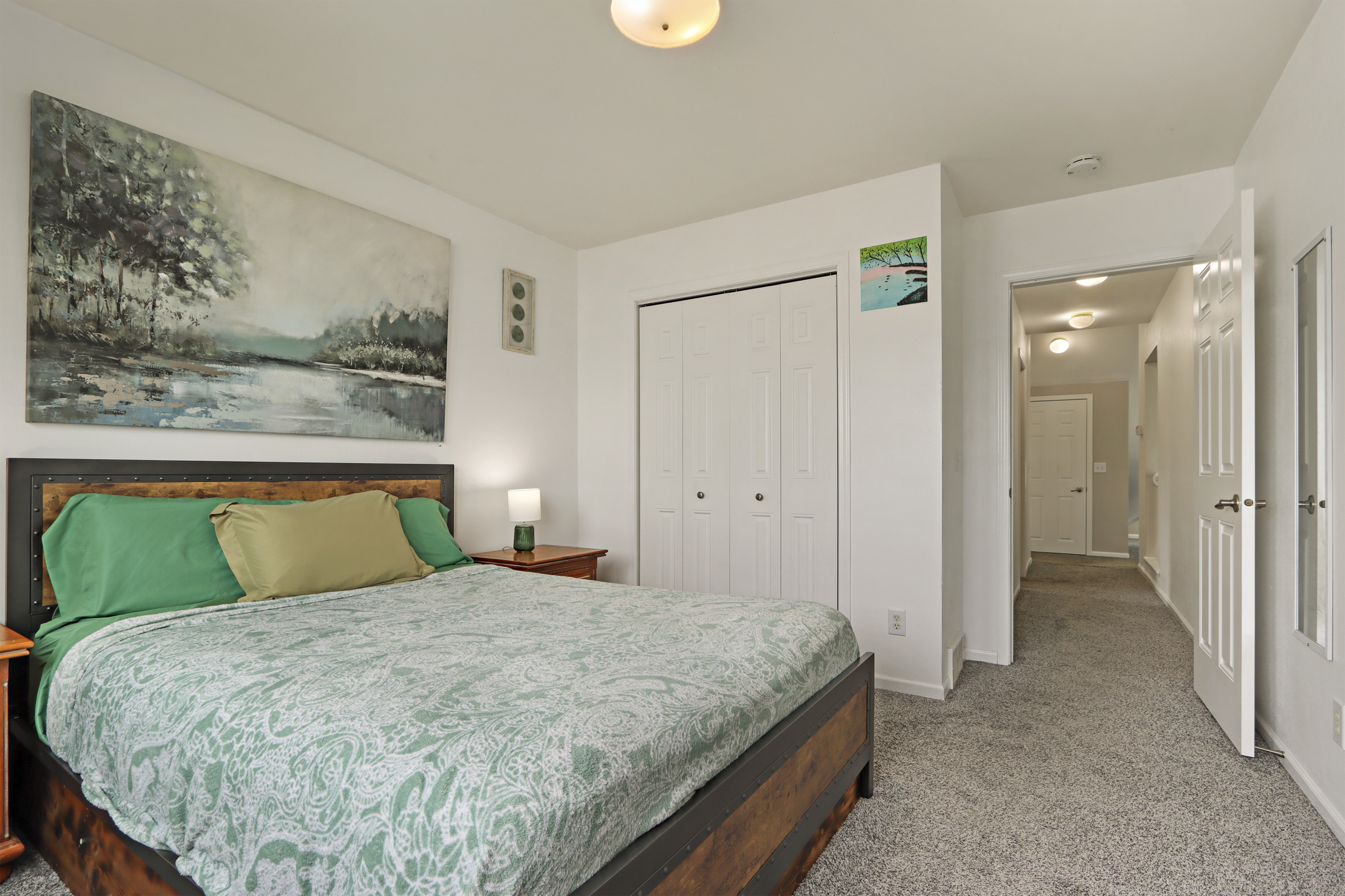  Gracious Lake Como Waterfront Retreat with Proven Rental Income - 物件實景