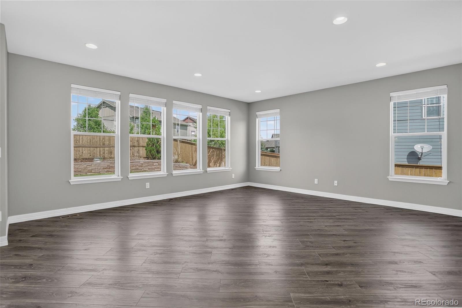 Thornton, Colorado, 80602, United States, 5 Bedrooms Bedrooms, ,3 BathroomsBathrooms,Residential,For Sale,1988172