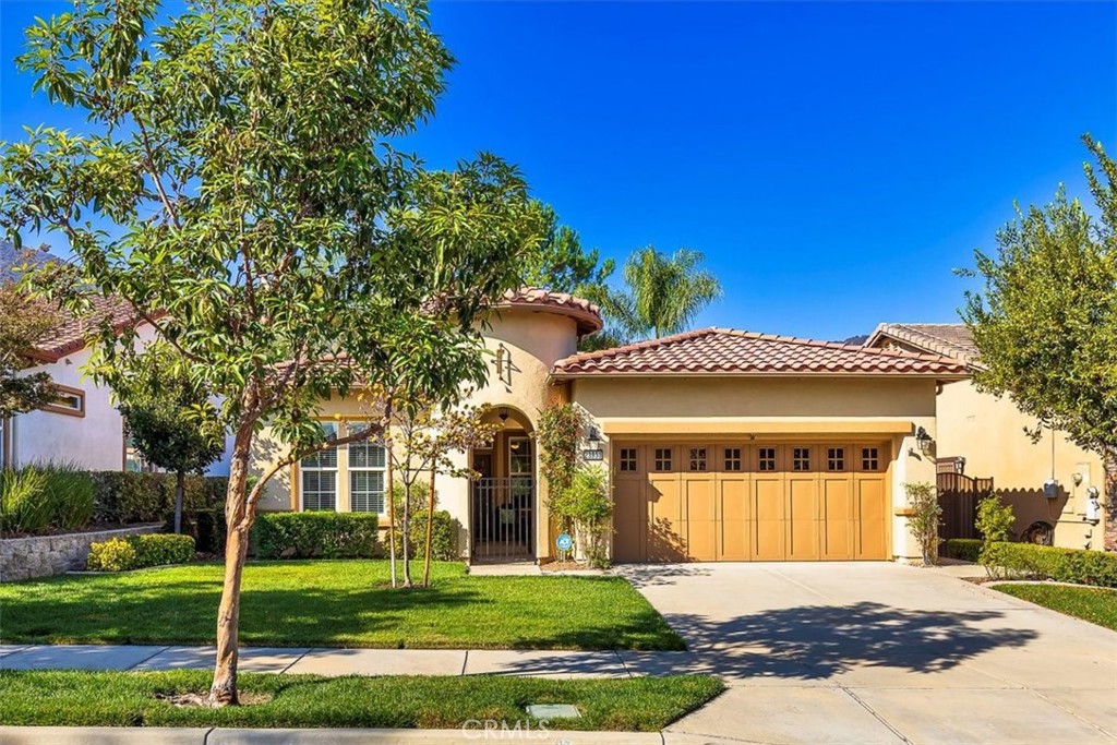 Corona, California, 92883, United States, 2 Bedrooms Bedrooms, ,2 BathroomsBathrooms,Residential,For Sale,2007752