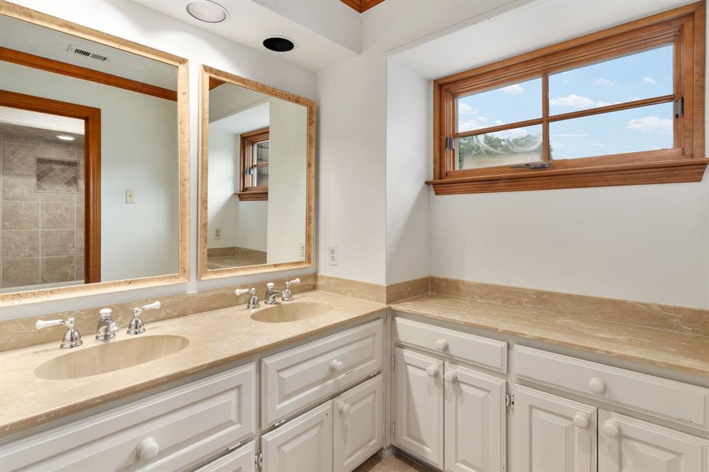 Fairview, Texas, 75069, United States, 4 Bedrooms Bedrooms, ,3 BathroomsBathrooms,Residential,For Sale,1794852