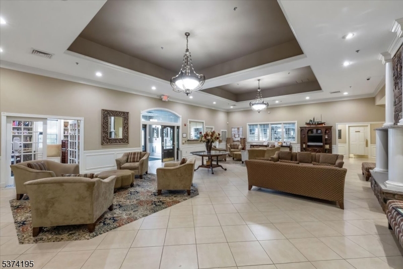 Franklin Twp., New Jersey, 08873, United States, 3 Bedrooms Bedrooms, ,2 BathroomsBathrooms,Residential,For Sale,1908431