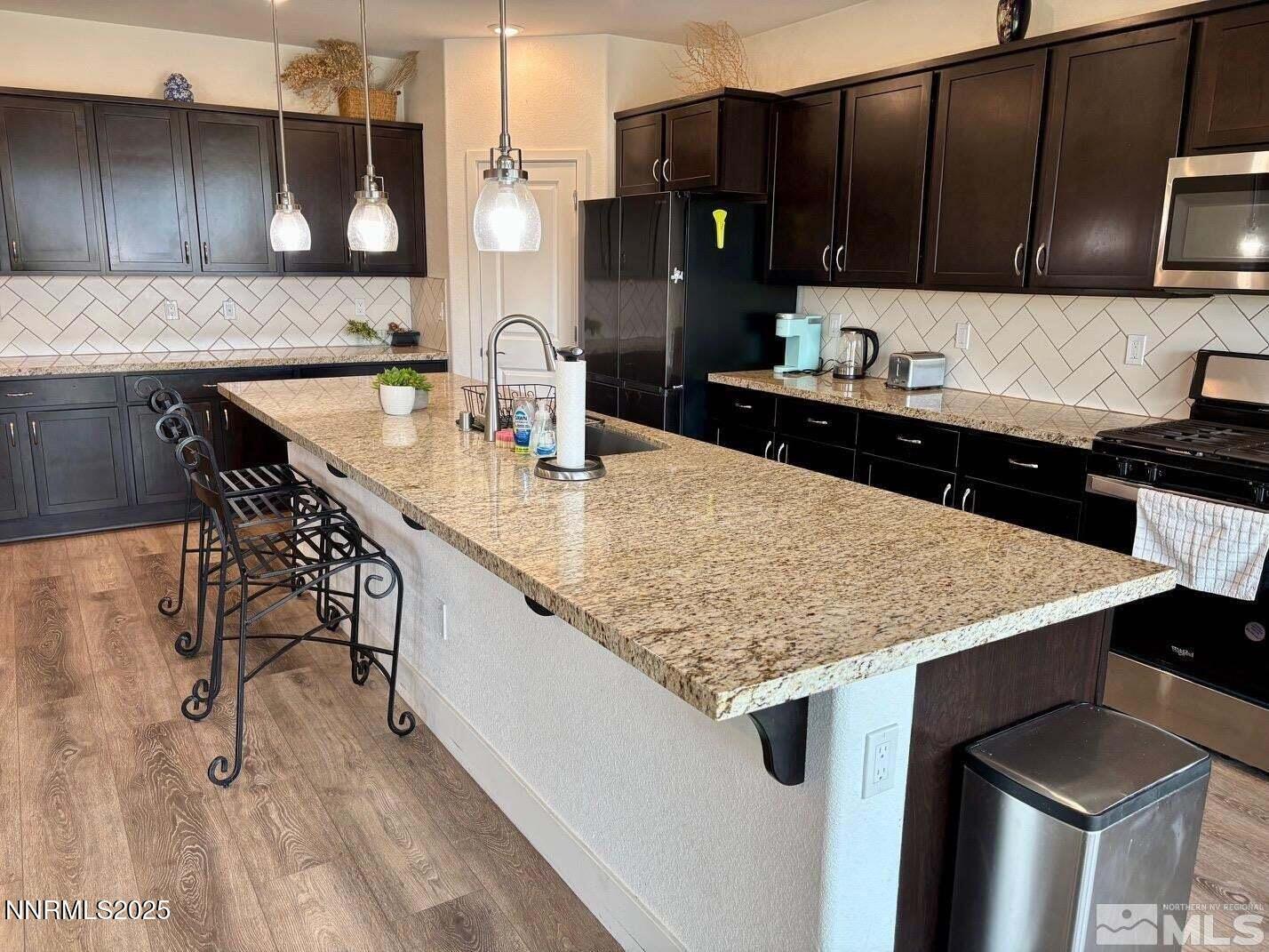 Sparks, Nevada, 89441, United States, 4 Bedrooms Bedrooms, ,3 BathroomsBathrooms,Residential,For Sale,1995545