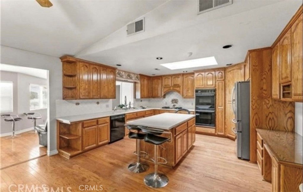 Palmdale, California, 93551, United States, 4 Bedrooms Bedrooms, ,2 BathroomsBathrooms,Residential,For Sale,1940423