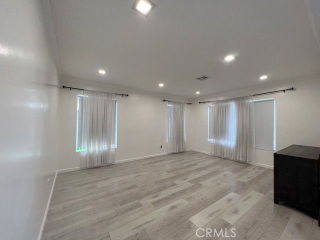 Downey, California, 90242, United States, 4 Bedrooms Bedrooms, ,2 BathroomsBathrooms,Residential,For Sale,1975932