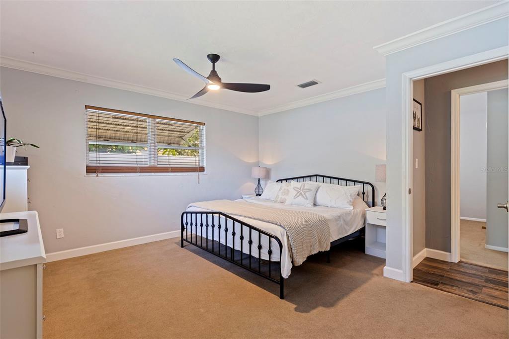 St Petersburg, Florida, 33712, United States, 3 Bedrooms Bedrooms, ,2 BathroomsBathrooms,Residential,For Sale,1907287