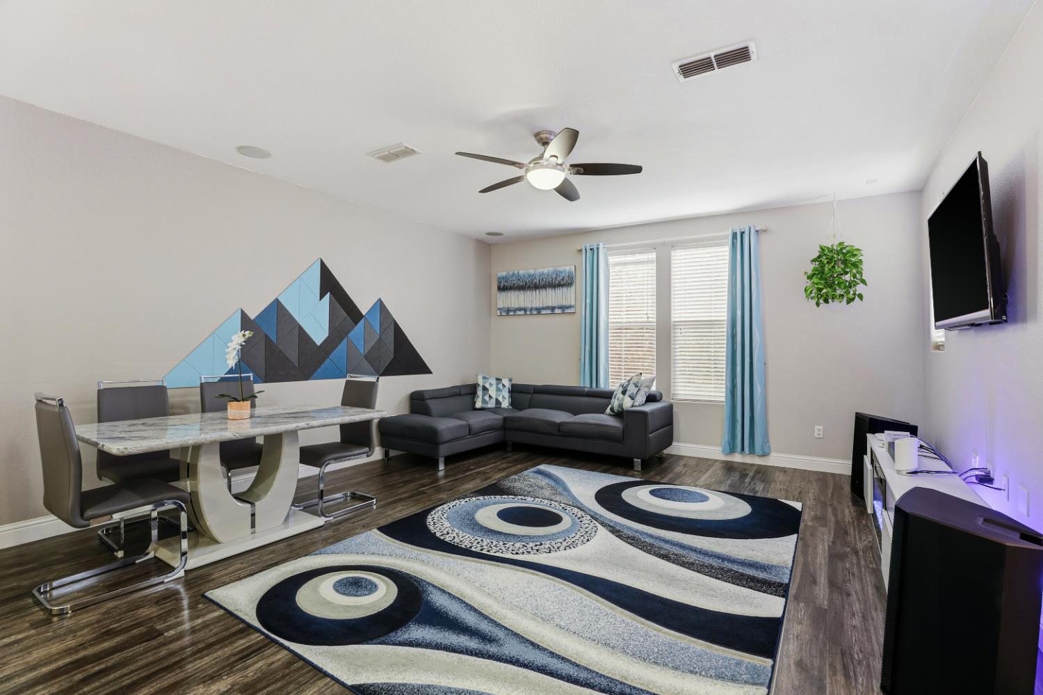 Rancho Cordova, California, 95670, United States, 3 Bedrooms Bedrooms, ,3 BathroomsBathrooms,Residential,For Sale,1991437