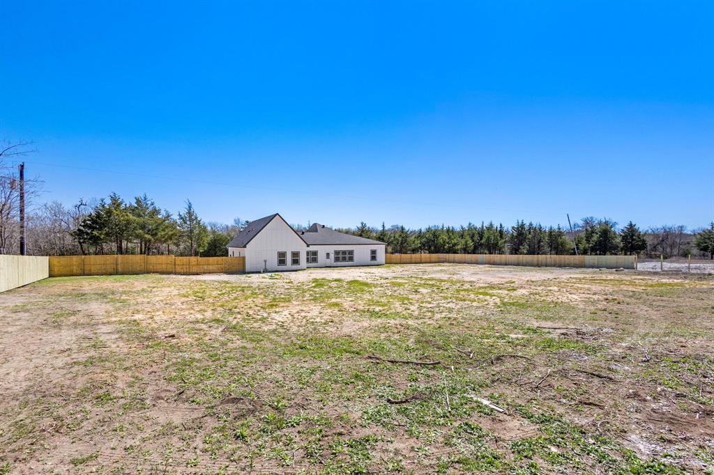 Petty, Texas, 75470, United States, 4 Bedrooms Bedrooms, ,4 BathroomsBathrooms,Residential,For Sale,1921073