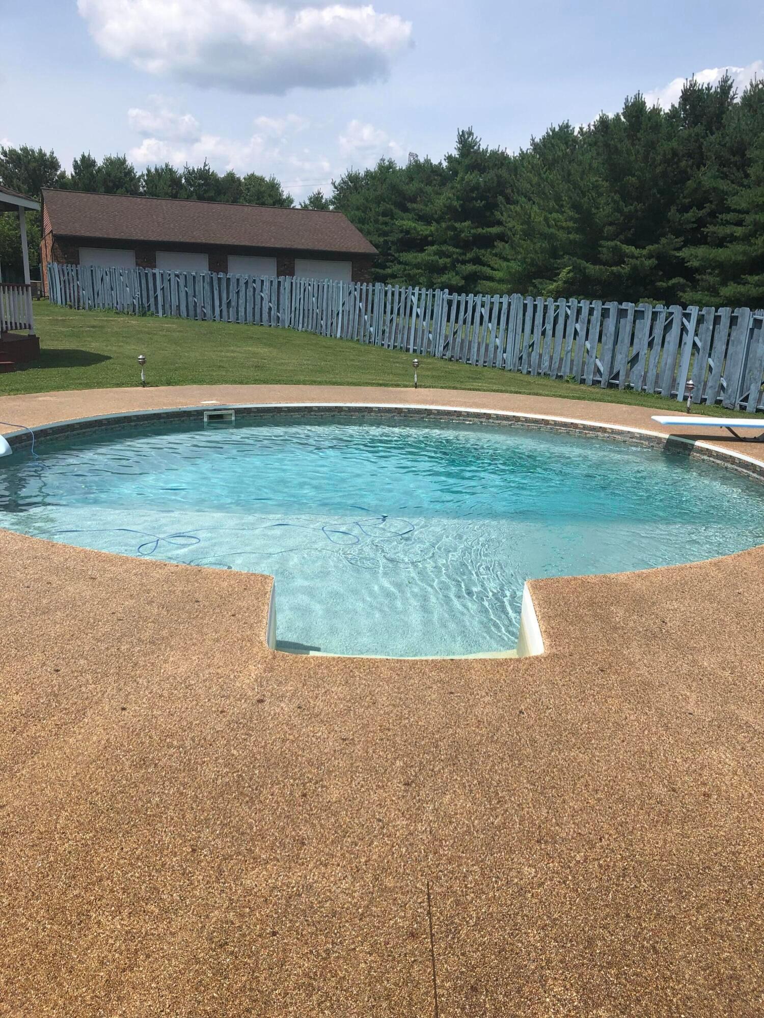 Lockbourne, Ohio, 43137, United States, 3 Bedrooms Bedrooms, ,3 BathroomsBathrooms,Residential,For Sale,1917024