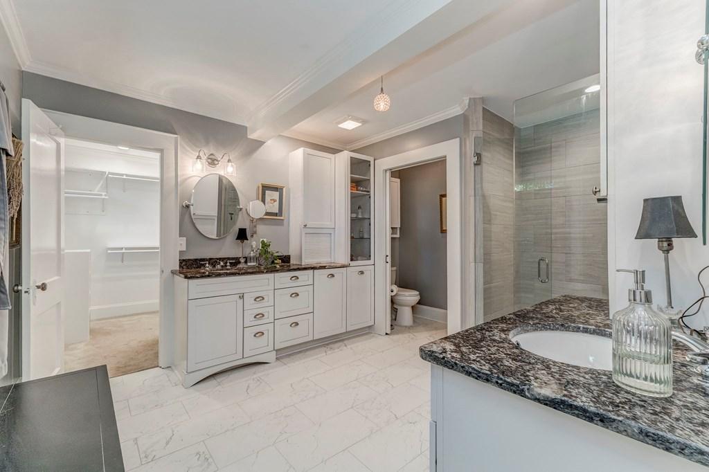 DALTON, Georgia, 30720, United States, 3 Bedrooms Bedrooms, ,4 BathroomsBathrooms,Residential,For Sale,1966909