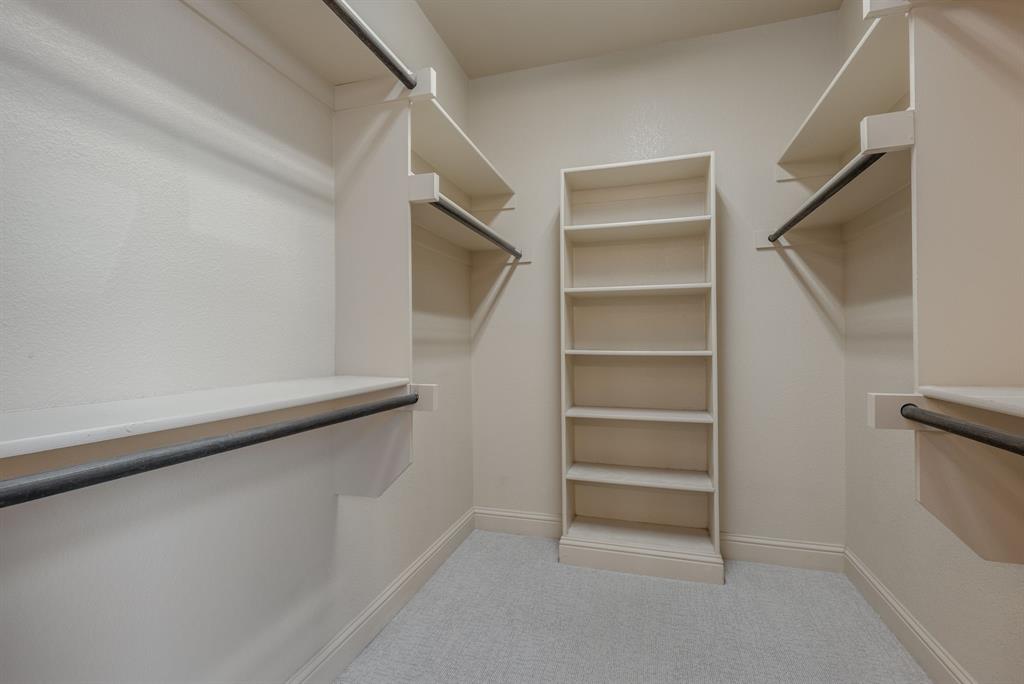 Roanoke, Texas, 76262, United States, 4 Bedrooms Bedrooms, ,3 BathroomsBathrooms,Residential,For Sale,2005559