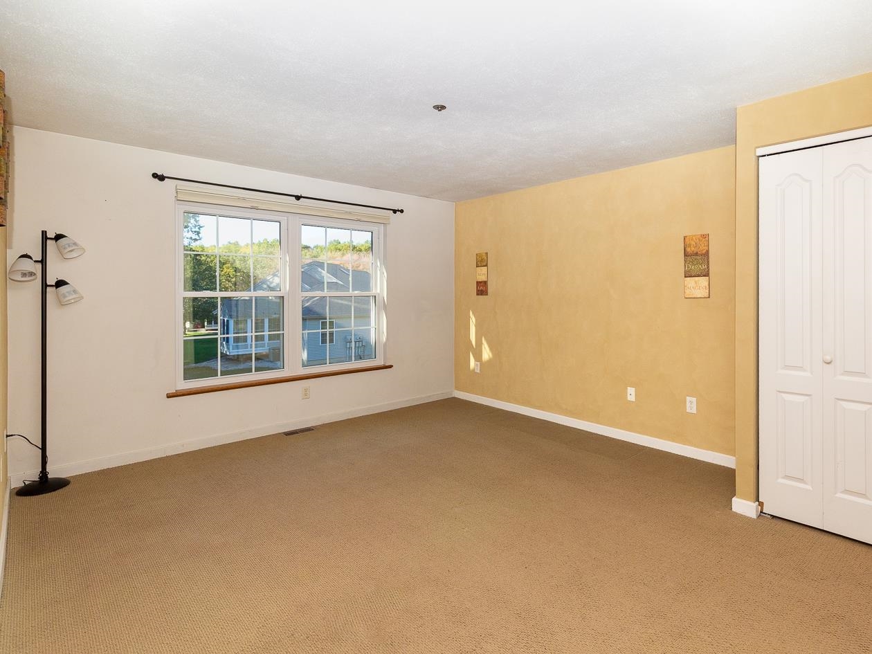 Atkinson, New Hampshire, 03811, United States, 2 Bedrooms Bedrooms, ,2 BathroomsBathrooms,Residential,For Sale,1979730