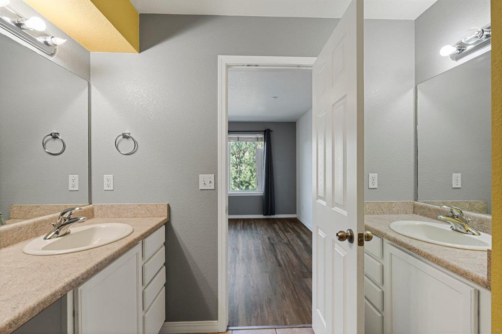Durango, Colorado, 81301, United States, 2 Bedrooms Bedrooms, ,2 BathroomsBathrooms,Residential,For Sale,1873878