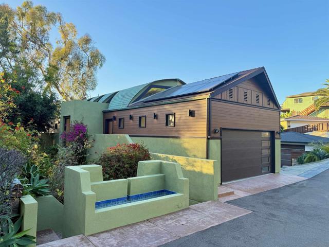 San Diego, California, 92103, United States, 2 Bedrooms Bedrooms, ,4 BathroomsBathrooms,Residential,For Sale,2009061