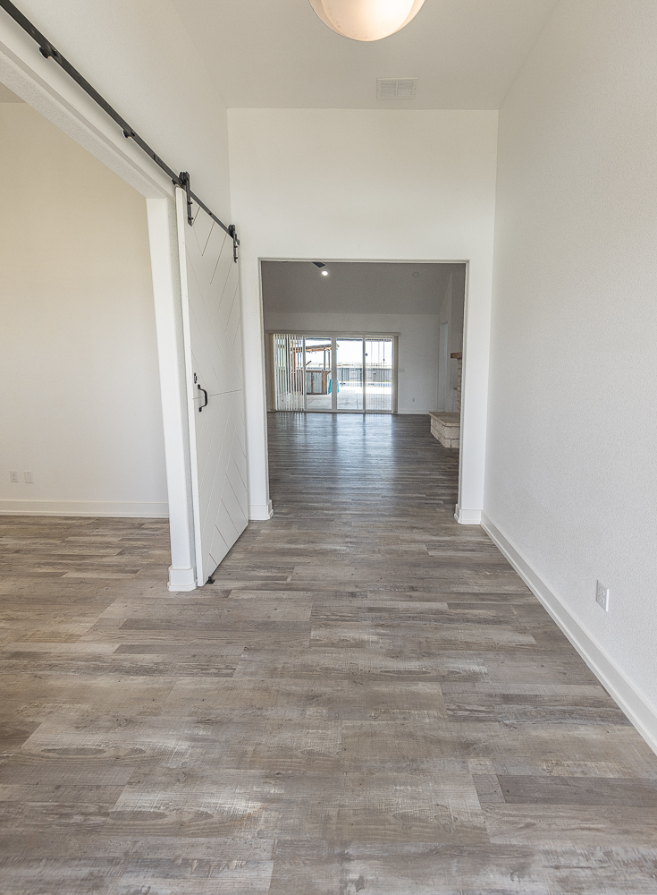 Lubbock, Texas, 79423, United States, 4 Bedrooms Bedrooms, ,3 BathroomsBathrooms,Residential,For Sale,1926032