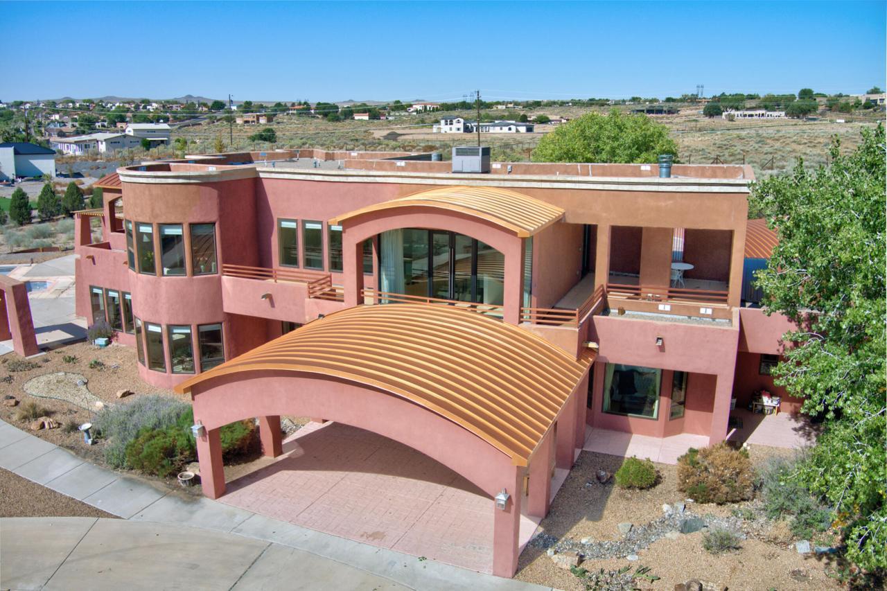 6301 COORS Boulevard NW, Albuquerque, New Mexico, 87120, United States, 3 Bedrooms Bedrooms, ,4 BathroomsBathrooms,Residential,For Sale,6301 COORS Boulevard NW,1637534