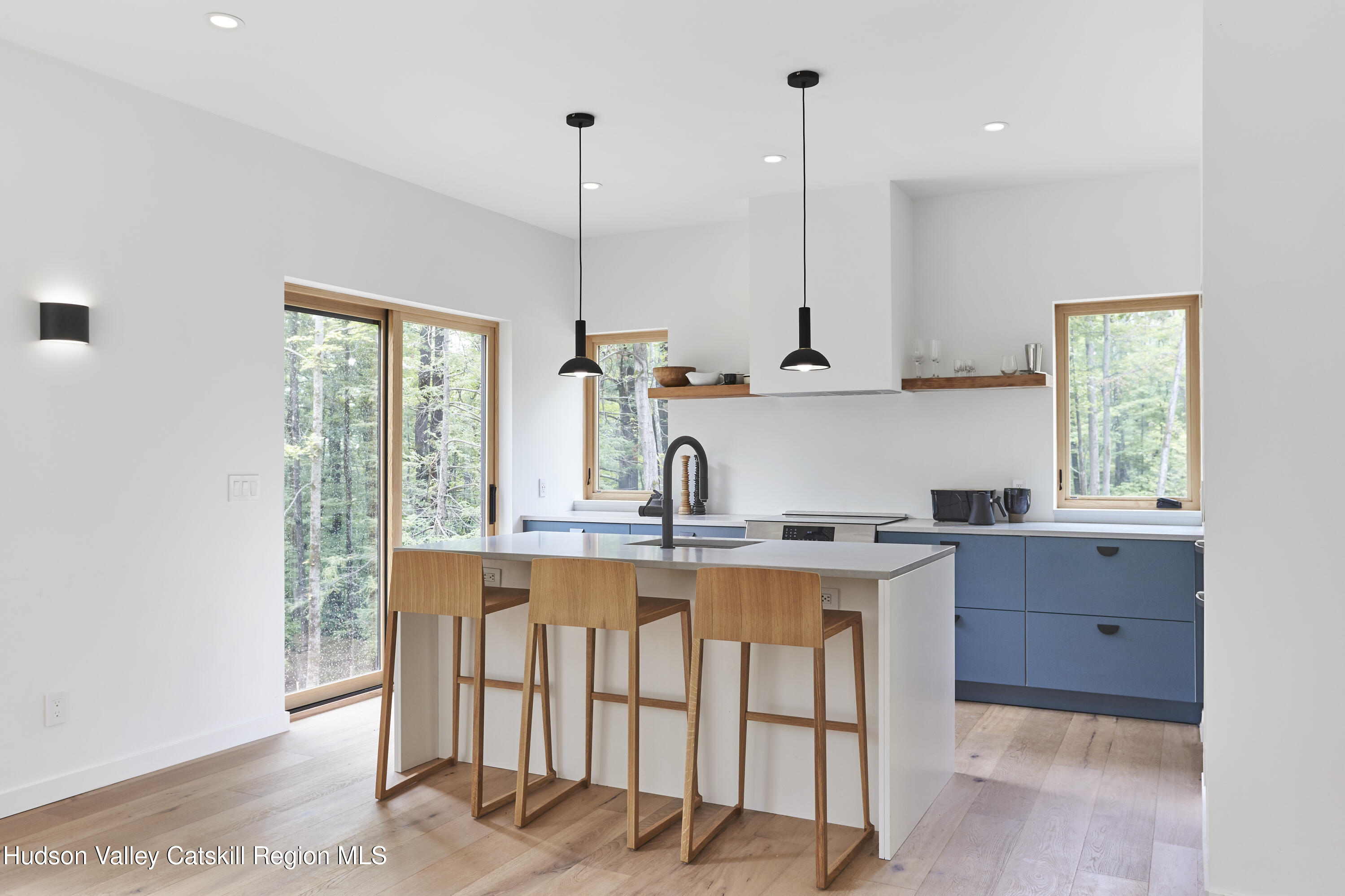Woodstock, New York, 12498, United States, 3 Bedrooms Bedrooms, ,2 BathroomsBathrooms,Residential,For Sale,1850137
