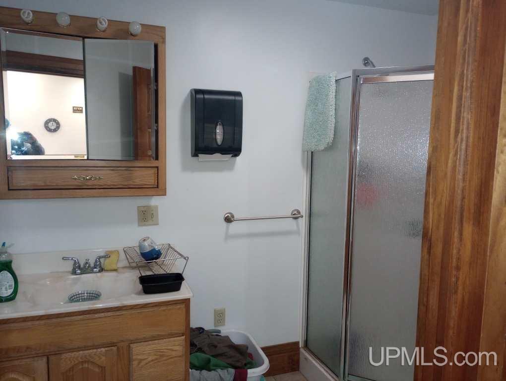 Calumet, Michigan, 49913, United States, 1 Bedroom Bedrooms, ,1 BathroomBathrooms,Residential,For Sale,1921987