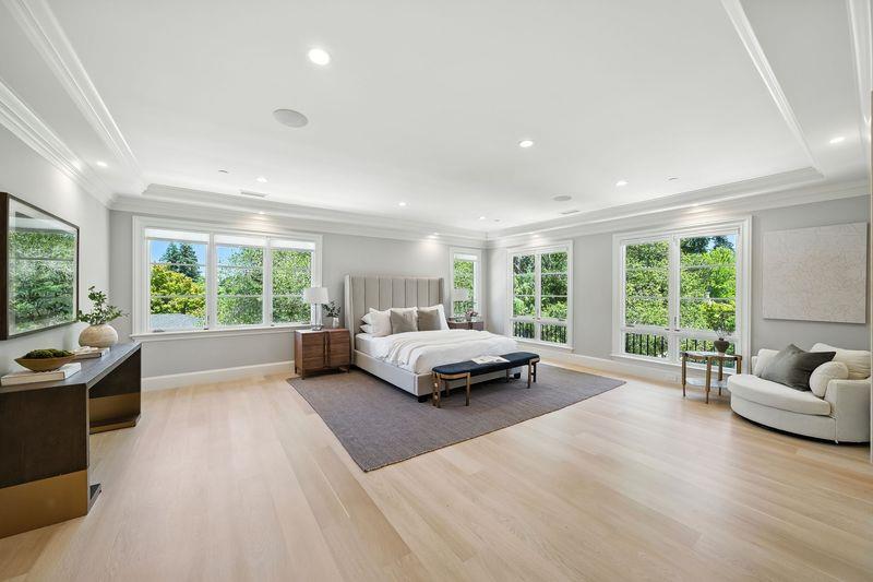 San Mateo, California, 94402, United States, 4 Bedrooms Bedrooms, ,6 BathroomsBathrooms,Residential,For Sale,1836989