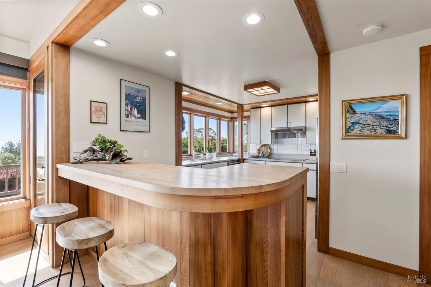 Bolinas, California, 94924, United States, 2 Bedrooms Bedrooms, ,3 BathroomsBathrooms,Residential,For Sale,1906337