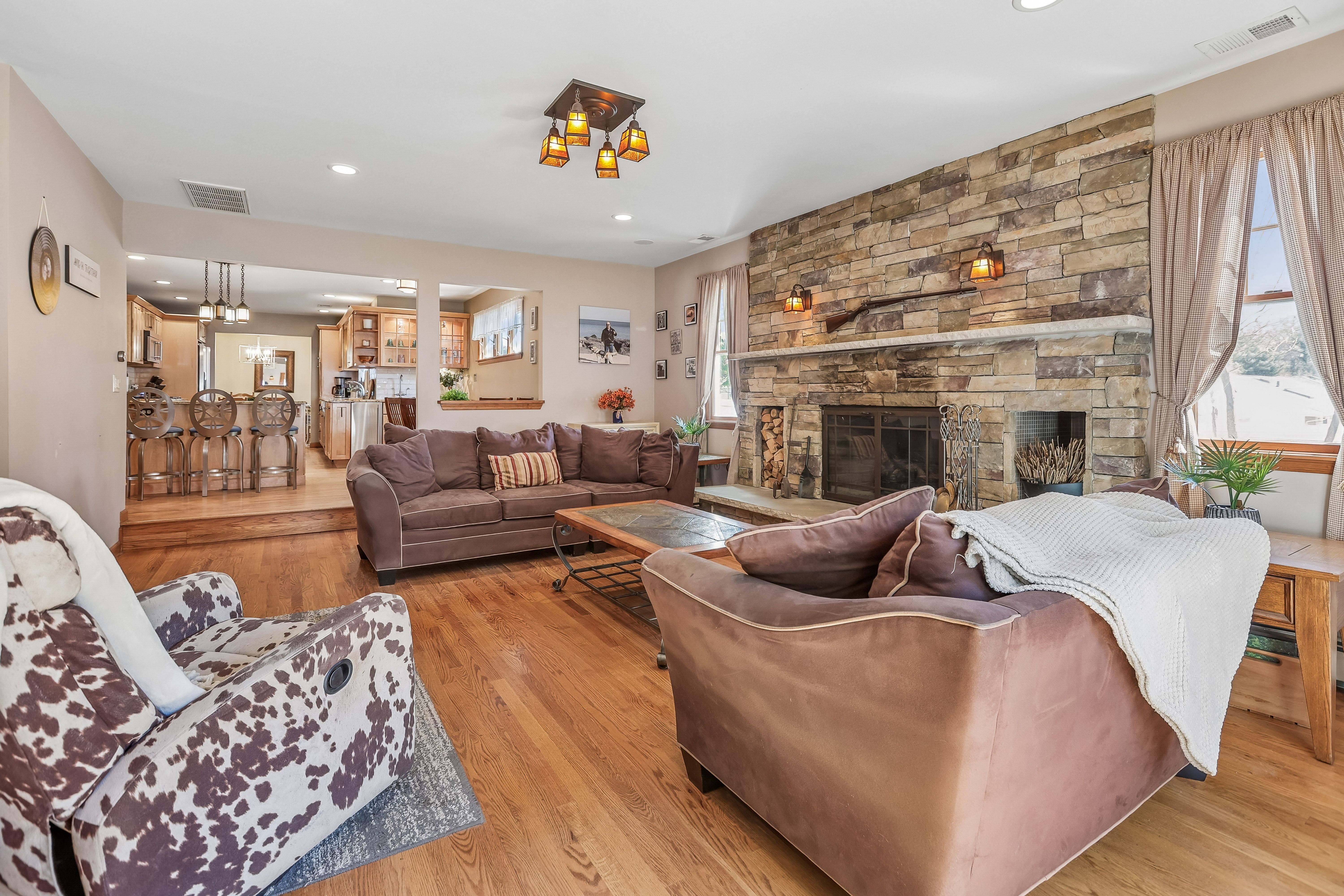  1700 Maxwell Drive - 物件實景