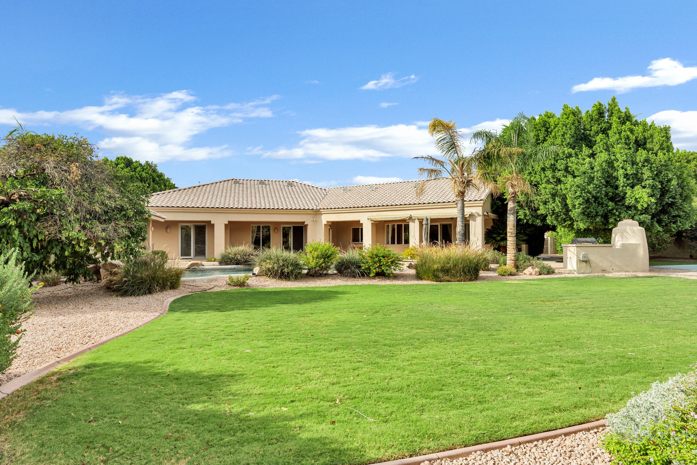 Mesa, Arizona, 85205, United States, 6 Bedrooms Bedrooms, ,3 BathroomsBathrooms,Residential,For Sale,1900615