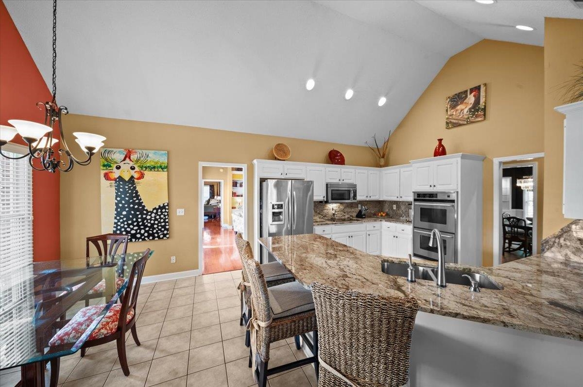 Cowpens, South Carolina, 29330, United States, 5 Bedrooms Bedrooms, ,3 BathroomsBathrooms,Residential,For Sale,1915597