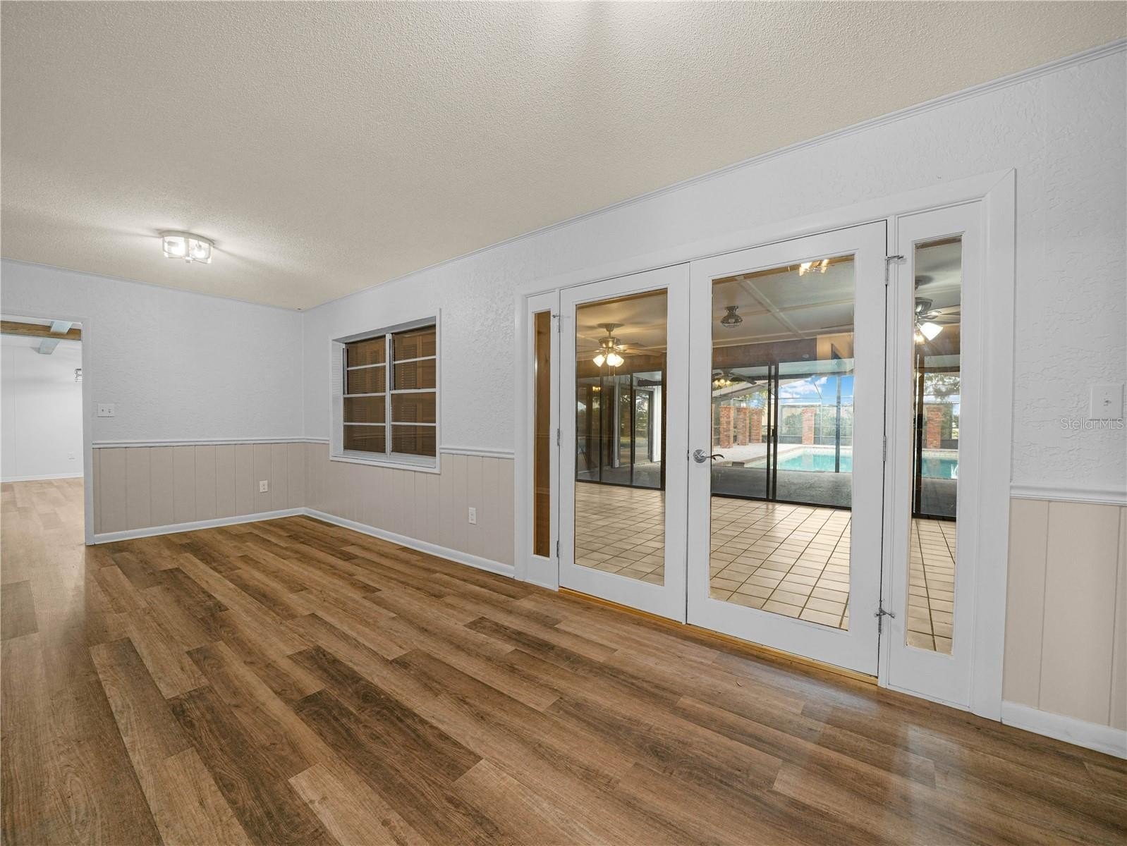 FROSTPROOF, Florida, 33843, United States, 6 Bedrooms Bedrooms, ,3 BathroomsBathrooms,Residential,For Sale,2006124