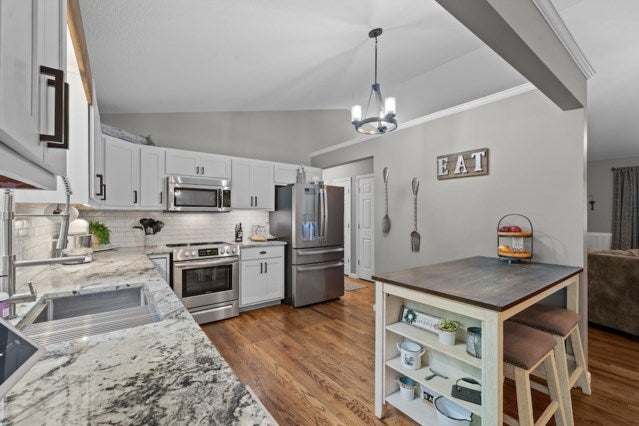 Ellijay, Georgia, 30540, United States, 4 Bedrooms Bedrooms, ,3 BathroomsBathrooms,Residential,For Sale,1910831