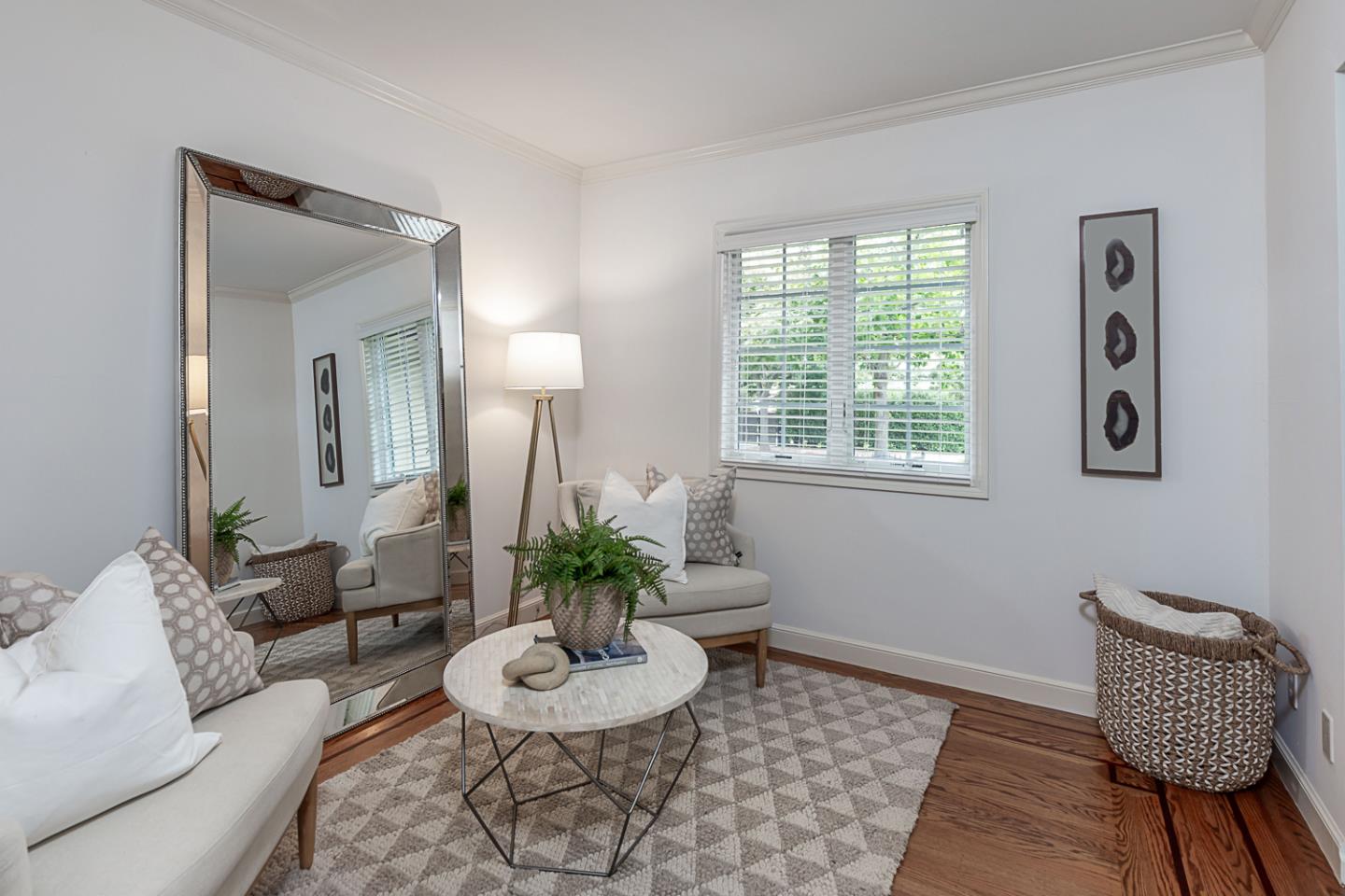 San Mateo, California, 94402, United States, 5 Bedrooms Bedrooms, ,4 BathroomsBathrooms,Residential,For Sale,1901144