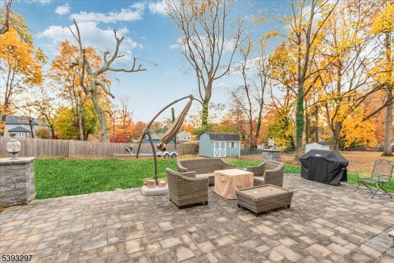 Edison Twp., New Jersey, 08820, United States, 5 Bedrooms Bedrooms, ,4 BathroomsBathrooms,Residential,For Sale,1989591