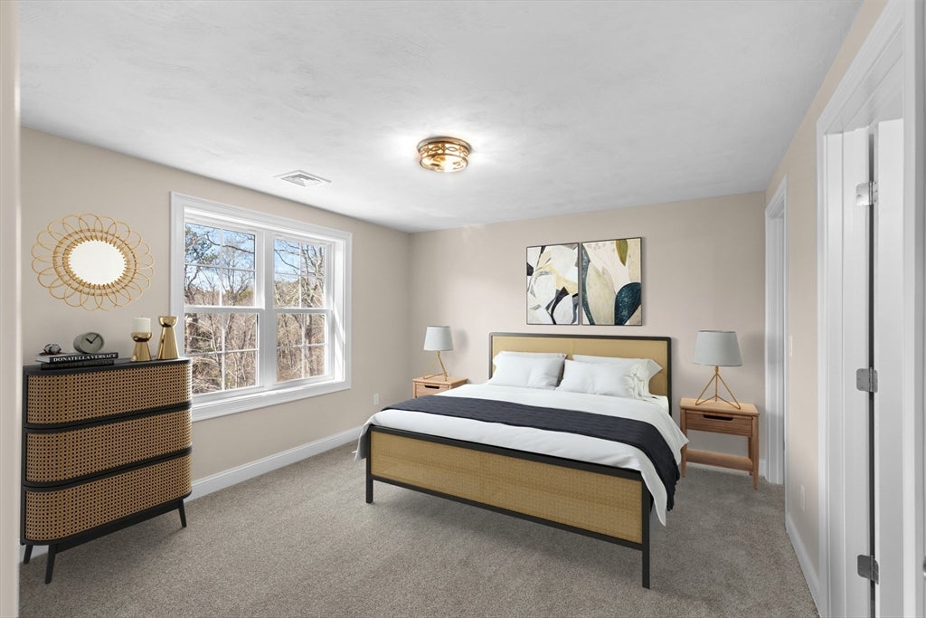 Plymouth, Massachusetts, 02360, United States, 3 Bedrooms Bedrooms, ,4 BathroomsBathrooms,Residential,For Sale,2049050