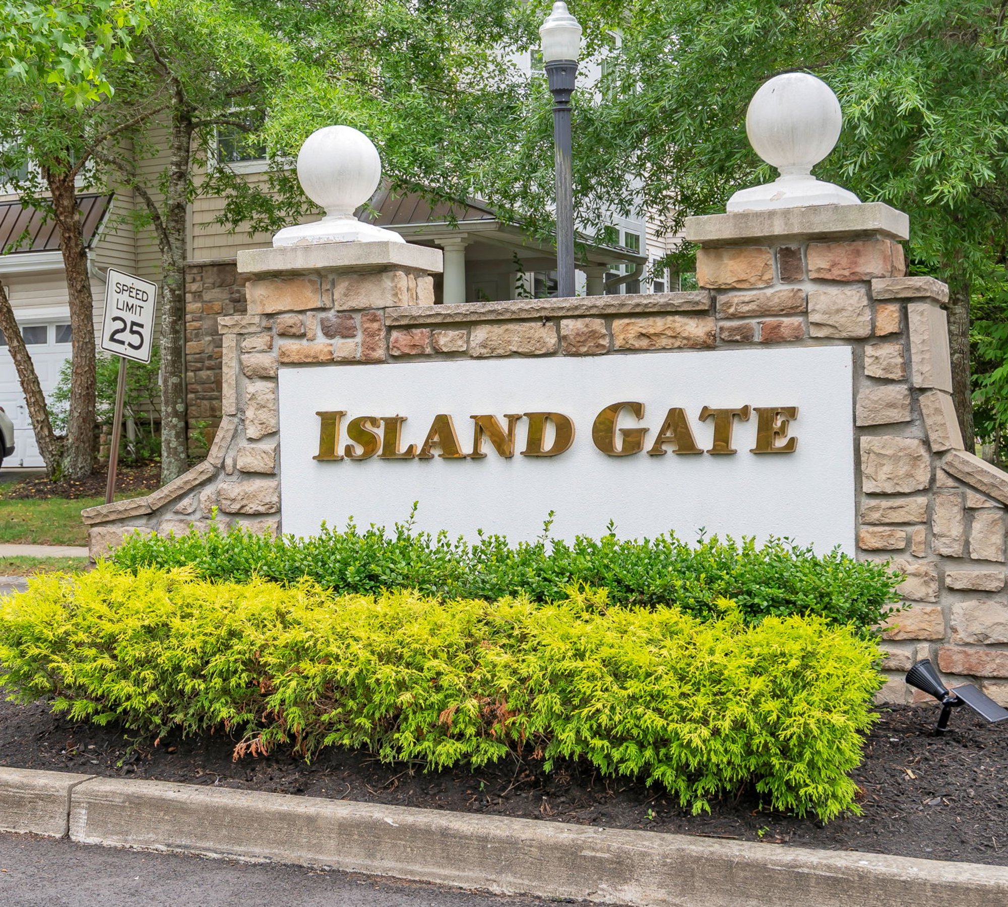  Desirable Ocean Gate Townhouse - 物件實景