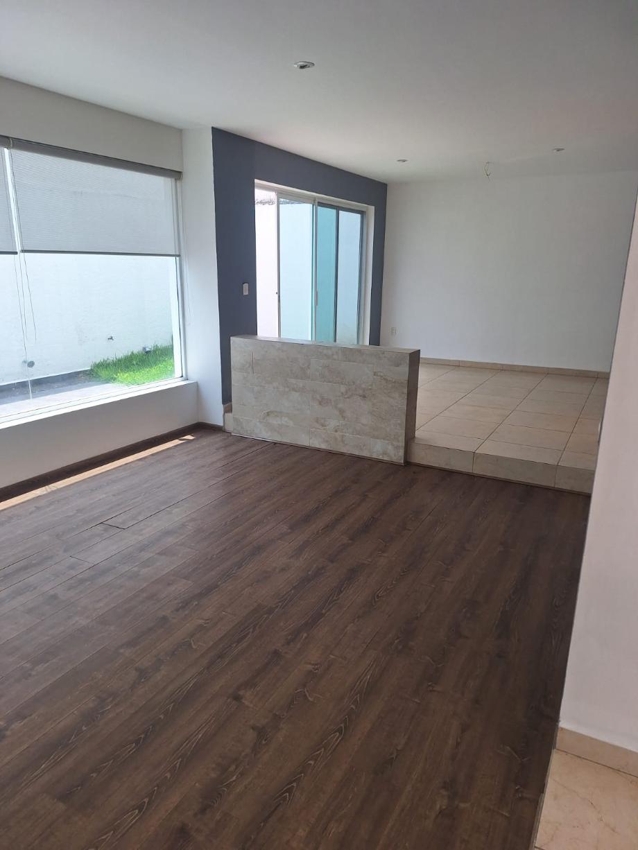 Querétaro, Querétaro, 76090, Mexico, 4 Bedrooms Bedrooms, ,3 BathroomsBathrooms,Residential,For Sale,1916691