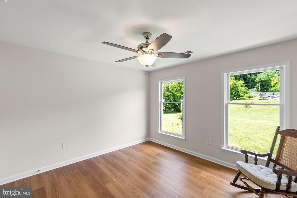 Winchester, Virginia, 22603, United States, 4 Bedrooms Bedrooms, ,3 BathroomsBathrooms,Residential,For Sale,1838915
