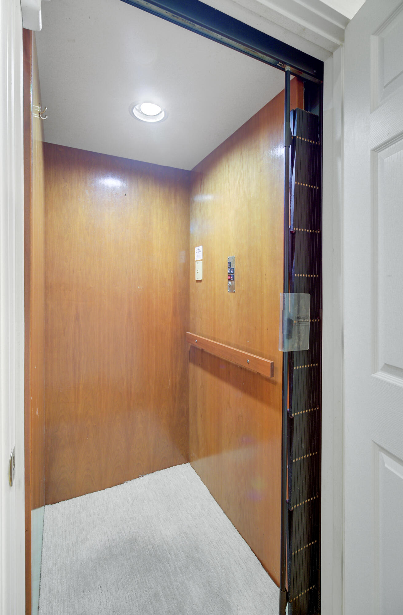 Mount Pleasant, South Carolina, 29464, United States, 3 Bedrooms Bedrooms, ,3 BathroomsBathrooms,Residential,For Sale,1992049