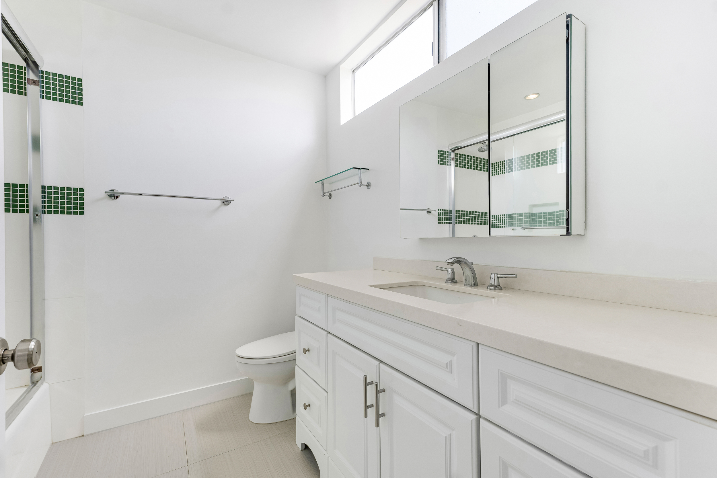  2550 S Centinela Avenue #106 - 物件實景
