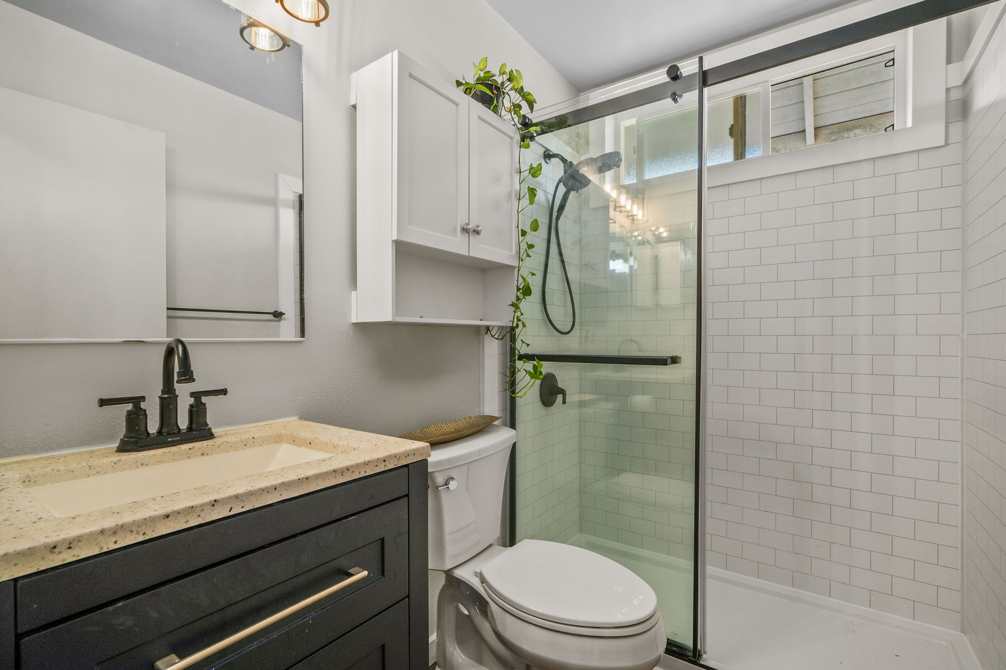 Lihue, Hawaii, 96766, United States, 3 Bedrooms Bedrooms, ,2 BathroomsBathrooms,Residential,For Sale,1908189