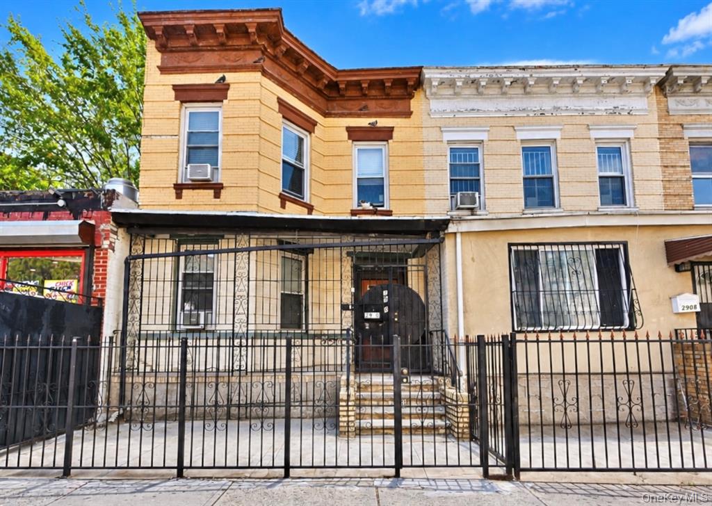 Beverley Rd, Brooklyn, NY 11226