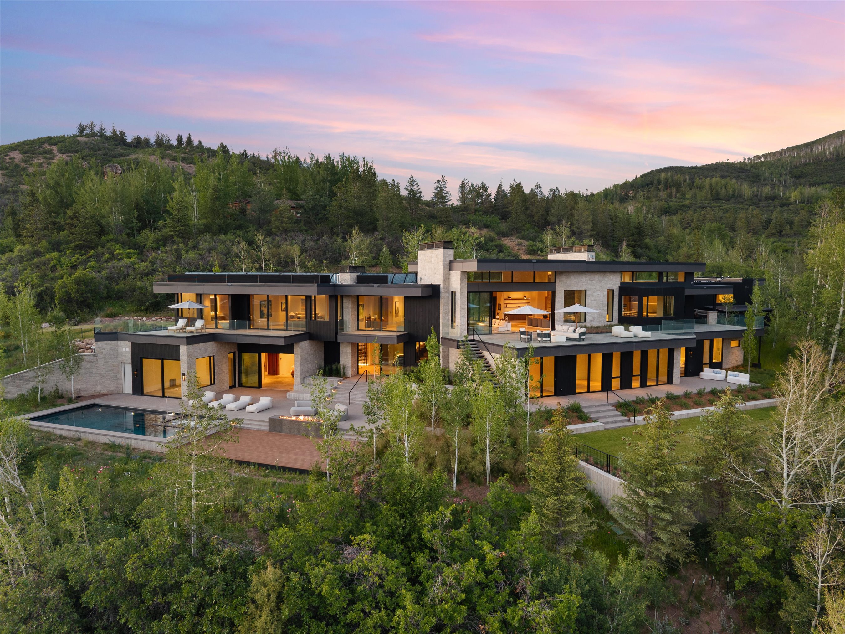 401 Carroll Drive 