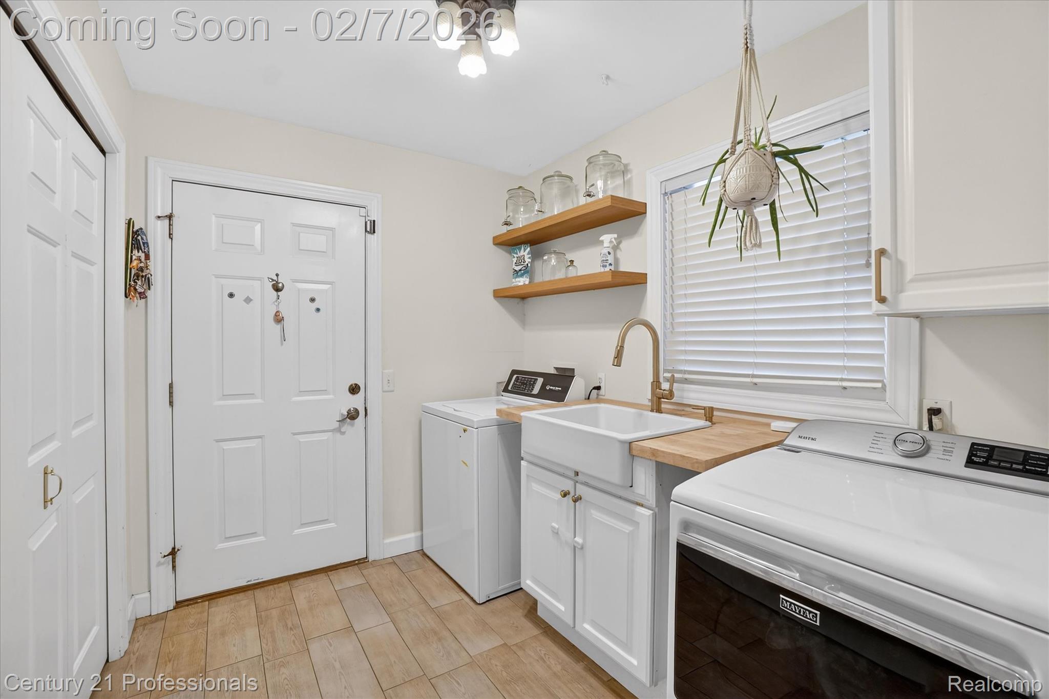 NewHudson, Michigan, 48165, United States, 3 Bedrooms Bedrooms, ,2 BathroomsBathrooms,Residential,For Sale,2014527